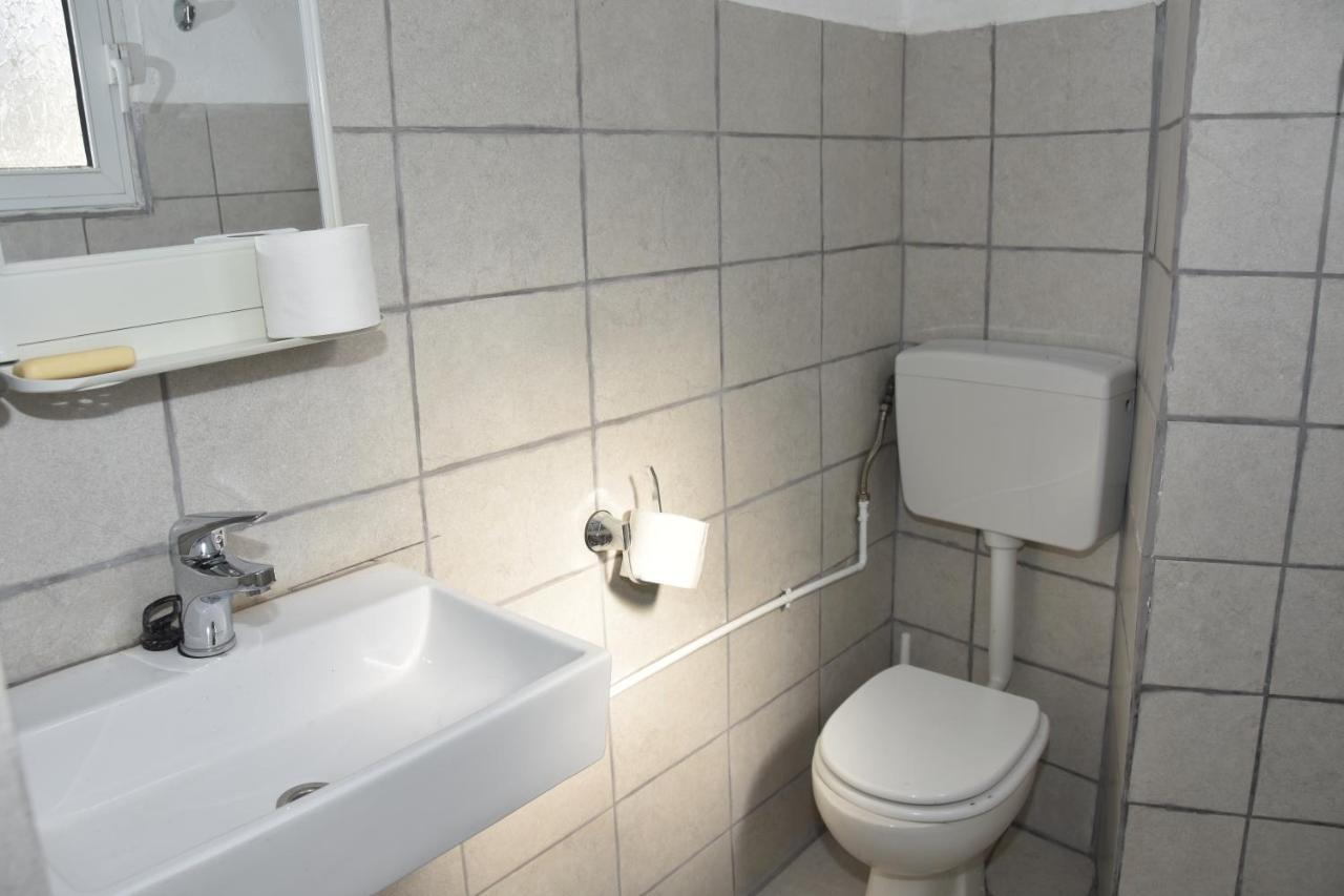 Metapontis Studios Sými Luaran gambar